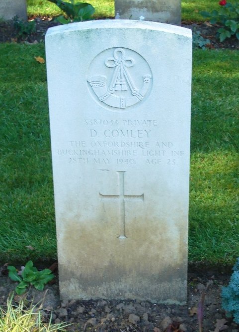 COMLEY Dennis grave Hotton Cemetery findagrave