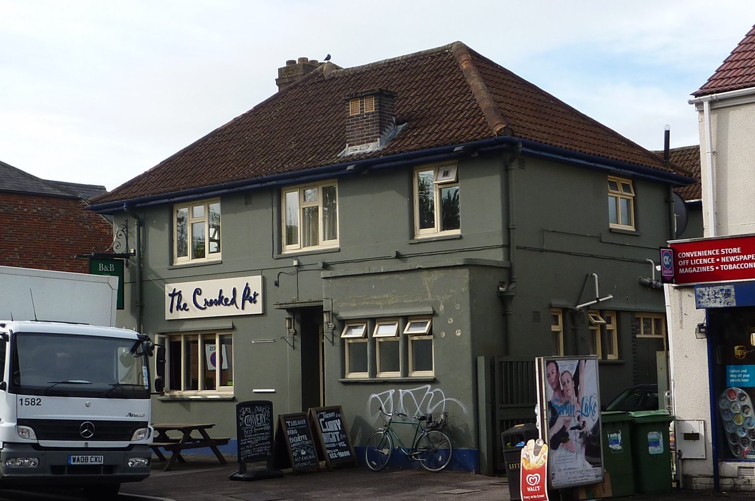 Crooked Pot Abingdon Road