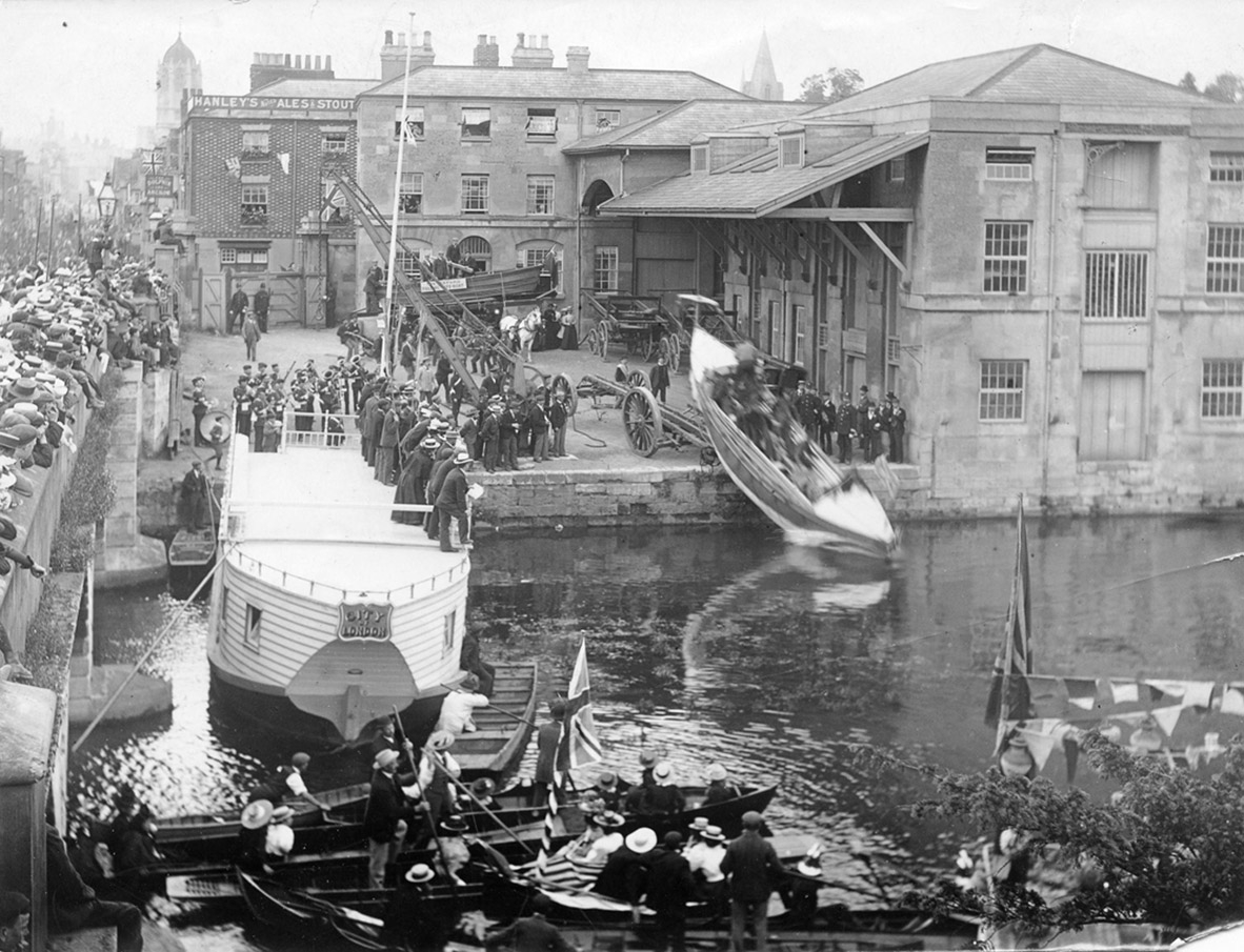 Life boat launch from Salters Taunt 1900 D254071a